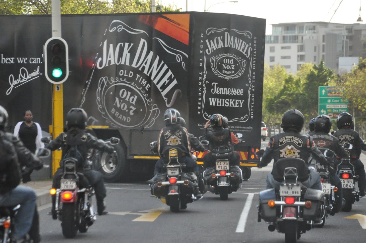 Jack-Daniels-y-Harley-Davidson.jpg