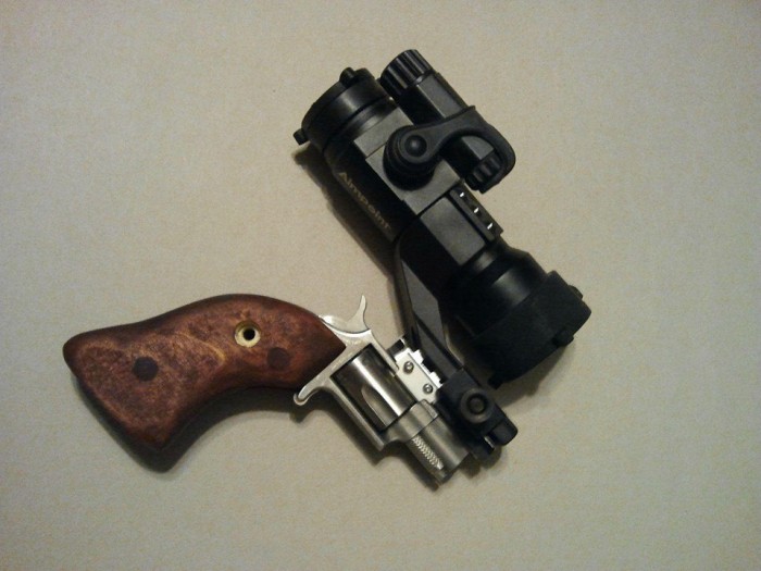 Pistol-Scope-700x525.jpg